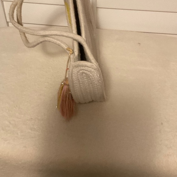 Meri Meri Cream and Yellow Shoulder Bag - Picture 4 of 6